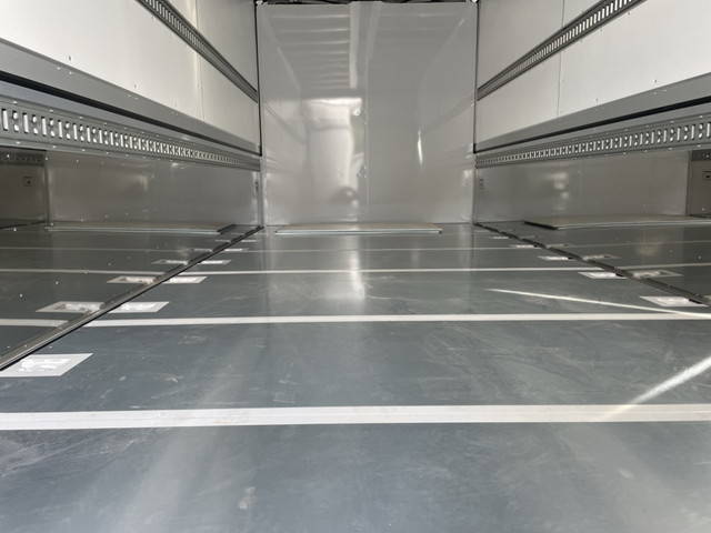 日野レンジャーアルミウイング増トン（6t・8t）[写真10]