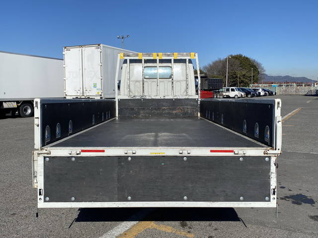 三菱ふそうキャンター平ボディ小型（2t・3t）[写真10]