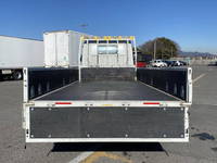 三菱ふそうキャンター平ボディ小型（2t・3t）[写真10]