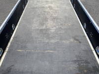 三菱ふそうキャンター平ボディ小型（2t・3t）[写真11]