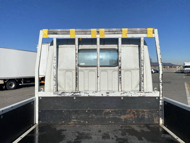 三菱ふそうキャンター平ボディ小型（2t・3t）[写真12]