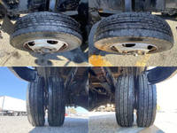 三菱ふそうキャンター平ボディ小型（2t・3t）[写真15]