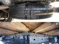 三菱ふそうキャンター平ボディ小型（2t・3t）[写真17]