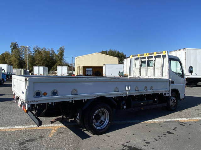 三菱ふそうキャンター平ボディ小型（2t・3t）[写真02]