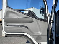 三菱ふそうキャンター平ボディ小型（2t・3t）[写真21]