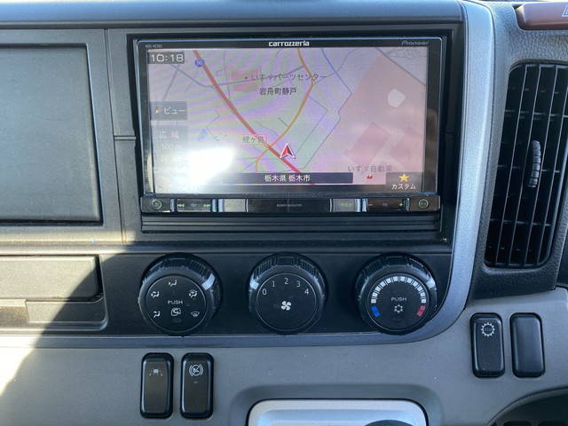 三菱ふそうキャンター平ボディ小型（2t・3t）[写真30]