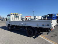 三菱ふそうキャンター平ボディ小型（2t・3t）[写真04]