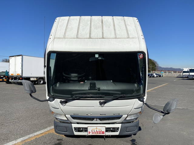 三菱ふそうキャンター平ボディ小型（2t・3t）[写真08]