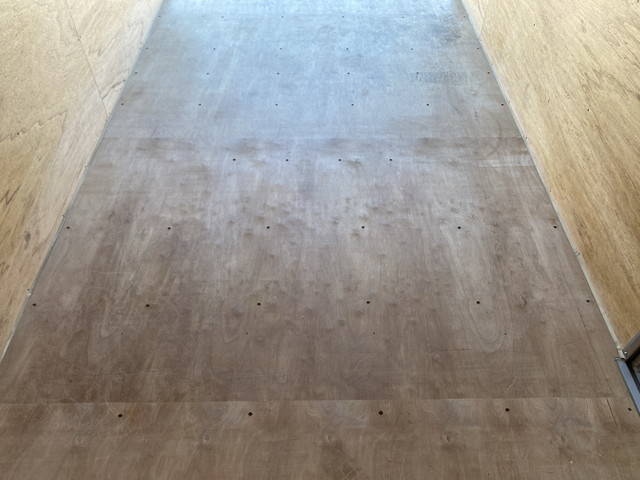 日産アトラスアルミバン小型（2t・3t）[写真16]