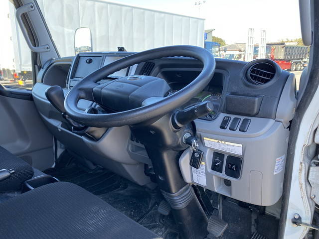 日産アトラスアルミバン小型（2t・3t）[写真29]