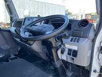 日産アトラスアルミバン小型（2t・3t）[写真29]