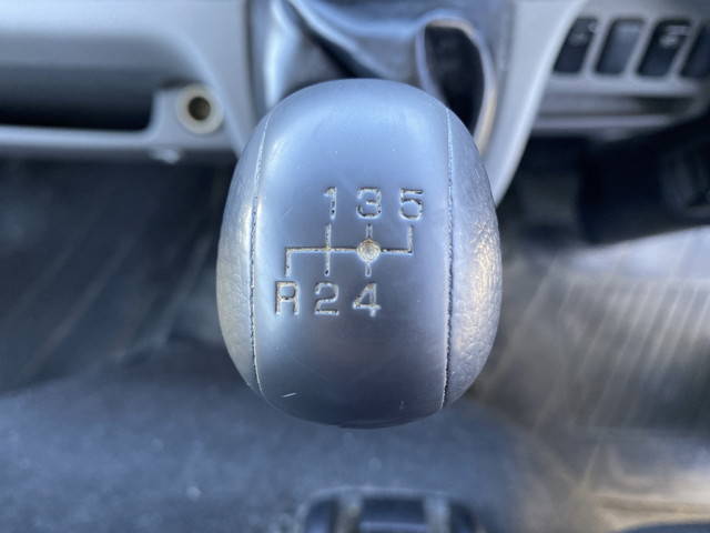 日産アトラスアルミバン小型（2t・3t）[写真33]