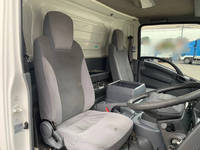 いすゞエルフ冷凍車（冷蔵車）小型（2t・3t）[写真18]