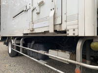 いすゞエルフ冷凍車（冷蔵車）小型（2t・3t）[写真27]