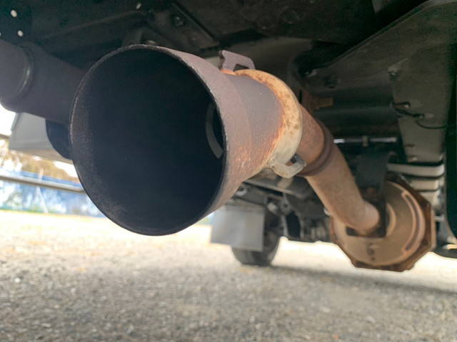 いすゞエルフ冷凍車（冷蔵車）小型（2t・3t）[写真33]