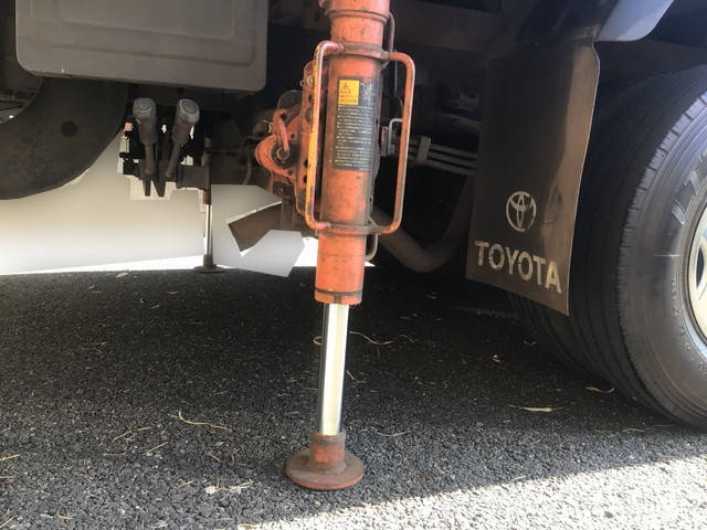 トヨタトヨエースクレーン4段小型（2t・3t）[写真14]