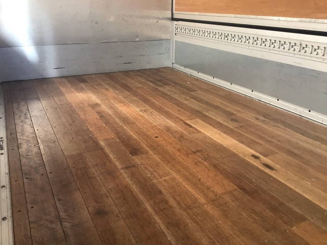 三菱ふそうキャンターアルミウイング小型（2t・3t）[写真14]