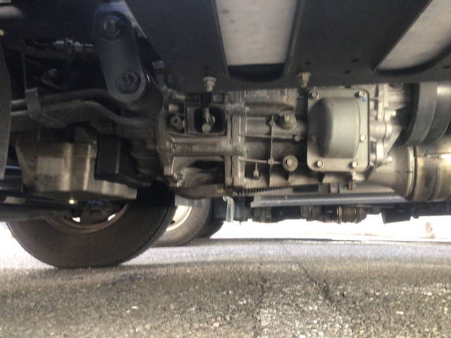 三菱ふそうキャンターアルミウイング小型（2t・3t）[写真18]