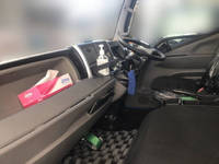 三菱ふそうキャンターアルミウイング小型（2t・3t）[写真22]