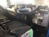 三菱ふそうキャンターアルミウイング小型（2t・3t）[写真24]