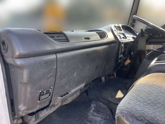 いすゞフォワードクレーン3段中型（4t）[写真29]