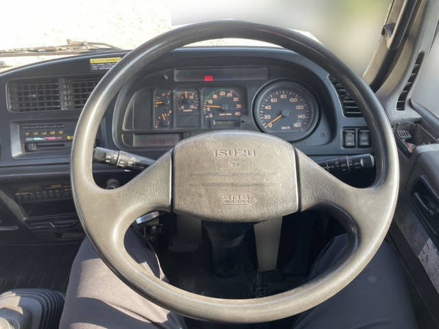 いすゞフォワードクレーン3段中型（4t）[写真32]