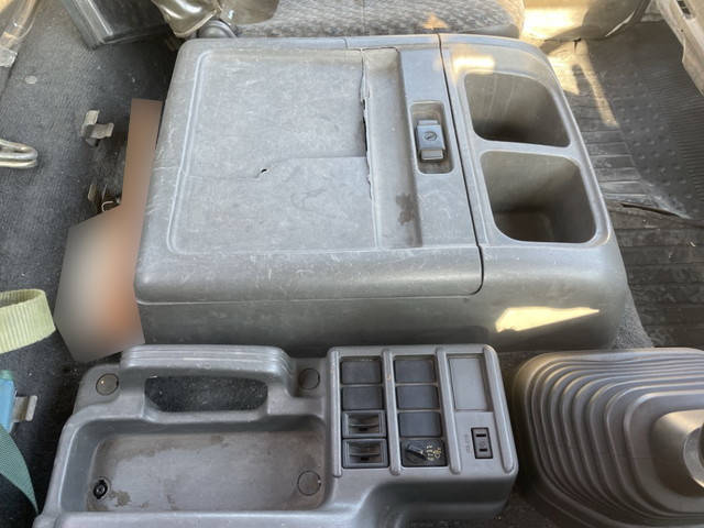 いすゞフォワードクレーン3段中型（4t）[写真34]