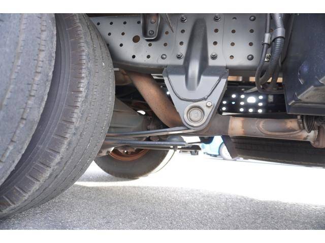 三菱ふそうキャンター平ボディ小型（2t・3t）[写真23]