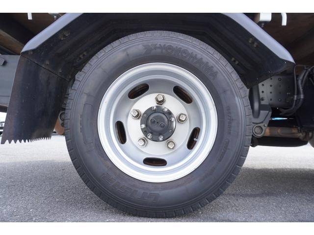 三菱ふそうキャンター平ボディ小型（2t・3t）[写真26]