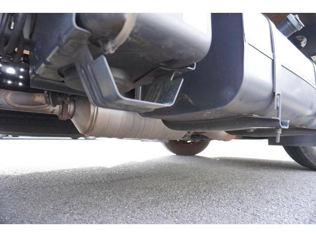 三菱ふそうキャンター平ボディ小型（2t・3t）[写真27]