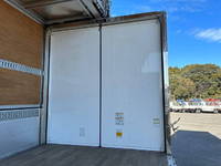 いすゞフォワードアルミウイング中型（4t）[写真16]