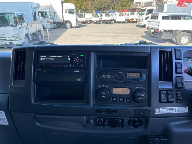 いすゞフォワードアルミウイング中型（4t）[写真18]