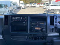 いすゞフォワードアルミウイング中型（4t）[写真18]