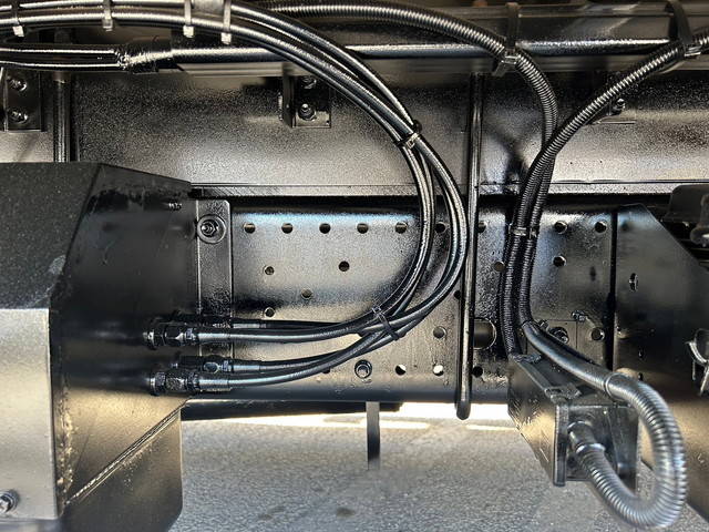 いすゞフォワードアルミウイング中型（4t）[写真34]