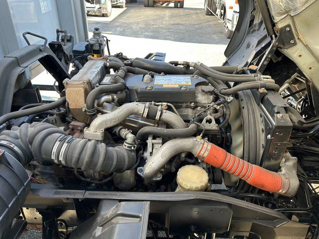 いすゞフォワードアルミウイング中型（4t）[写真35]