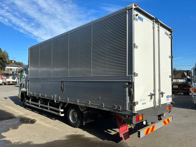 いすゞフォワードアルミウイング中型（4t）[写真04]