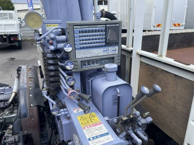 いすゞエルフクレーン6段小型（2t・3t）[写真19]