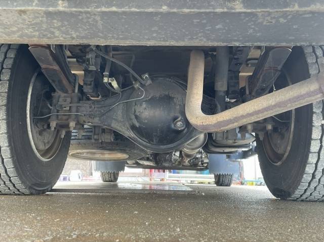 いすゞエルフクレーン6段小型（2t・3t）[写真25]