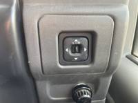 いすゞエルフクレーン6段小型（2t・3t）[写真37]