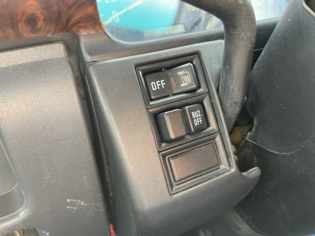 いすゞエルフクレーン6段小型（2t・3t）[写真39]