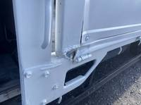 いすゞエルフ平ボディ小型（2t・3t）[写真14]