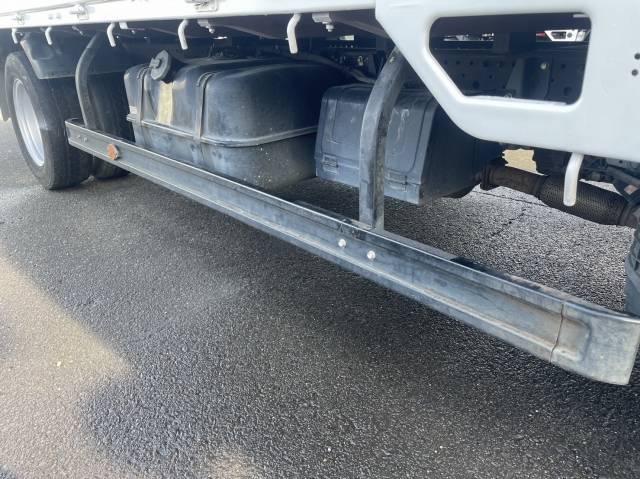 いすゞエルフ平ボディ小型（2t・3t）[写真15]