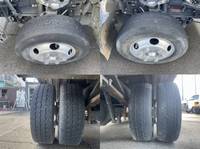 いすゞエルフ平ボディ小型（2t・3t）[写真25]