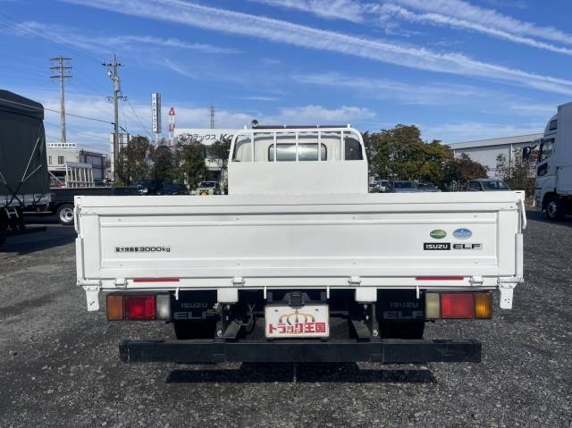 いすゞエルフ平ボディ小型（2t・3t）[写真09]