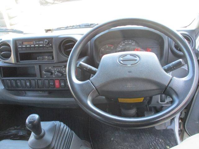 日野デュトロクレーン3段小型（2t・3t）[写真15]