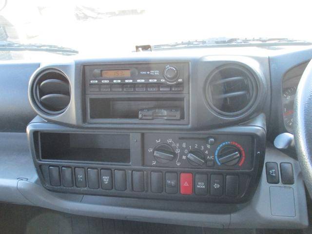 日野デュトロクレーン3段小型（2t・3t）[写真17]