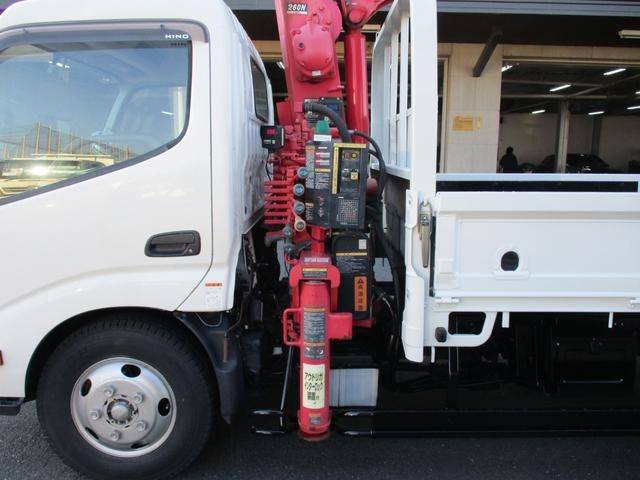 日野デュトロクレーン3段小型（2t・3t）[写真08]