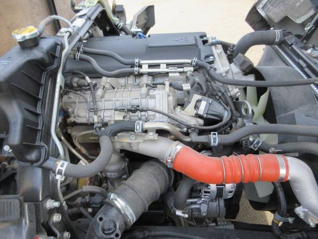 三菱ふそうキャンター平ボディ小型（2t・3t）[写真18]