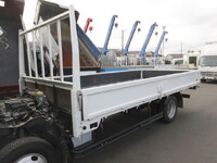 三菱ふそうキャンター平ボディ小型（2t・3t）[写真25]