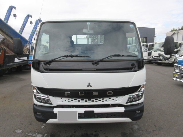 三菱ふそうキャンター平ボディ小型（2t・3t）[写真04]